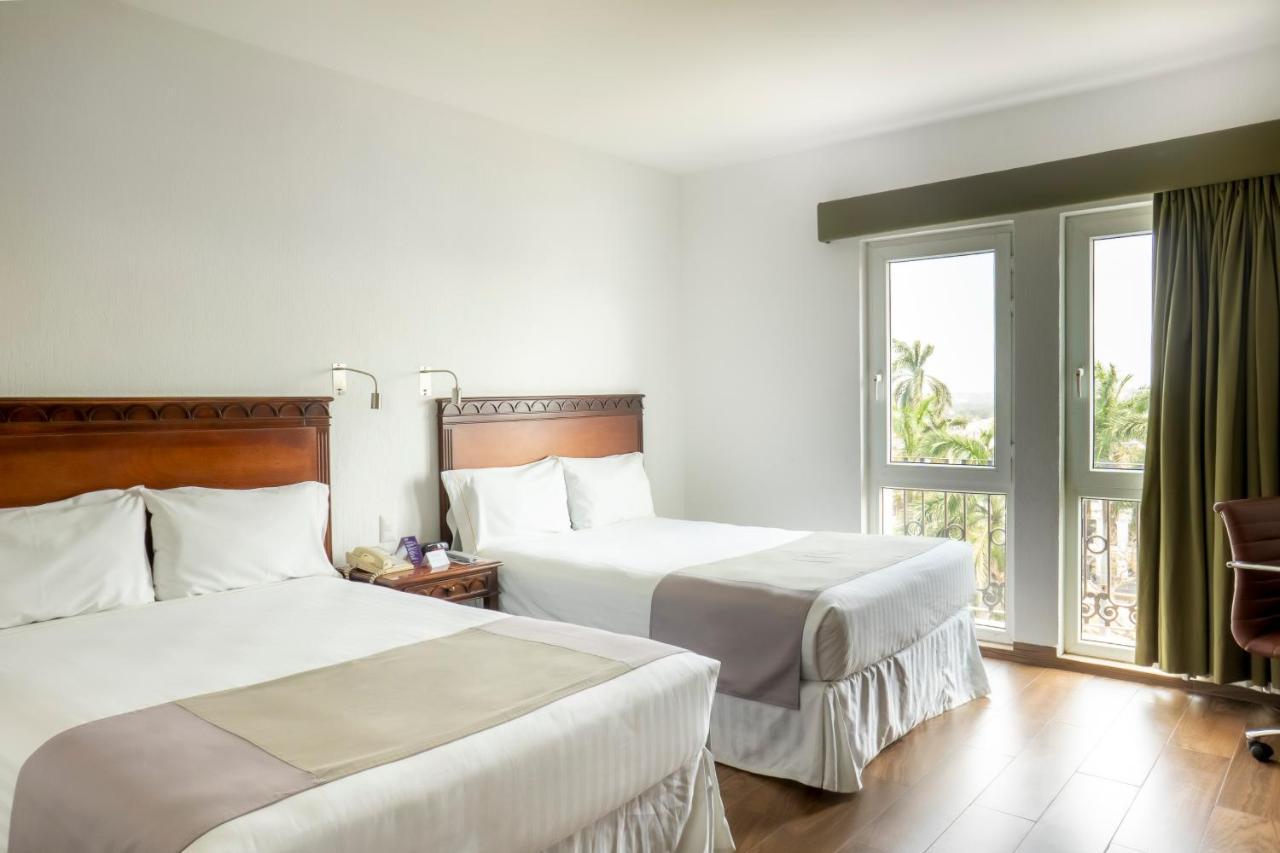 Hotel Hs Hotsson Smart Value Tampico Esterno foto