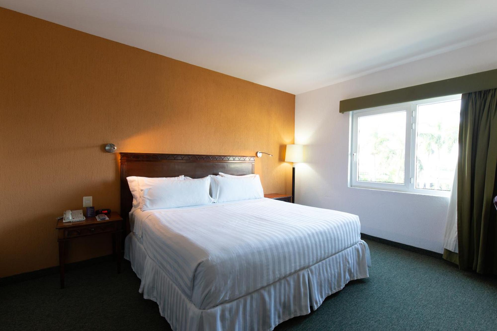 Hotel Hs Hotsson Smart Value Tampico Esterno foto